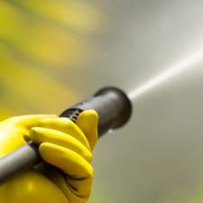 Pressure Washing Helps to Get Your Fort Walton Beach Home Sold!